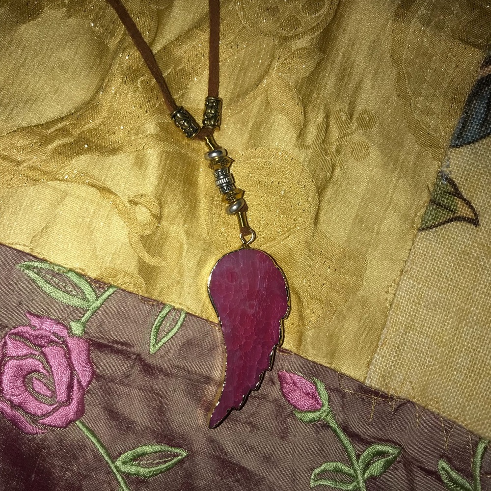 Elise. M. Taj Mahal Double Layer  Agate necklace - Picture 7 of 8